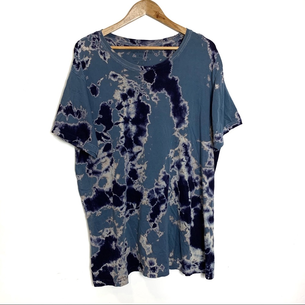 Paperbacks Short Sleeve Crew Neck Oversized Tee